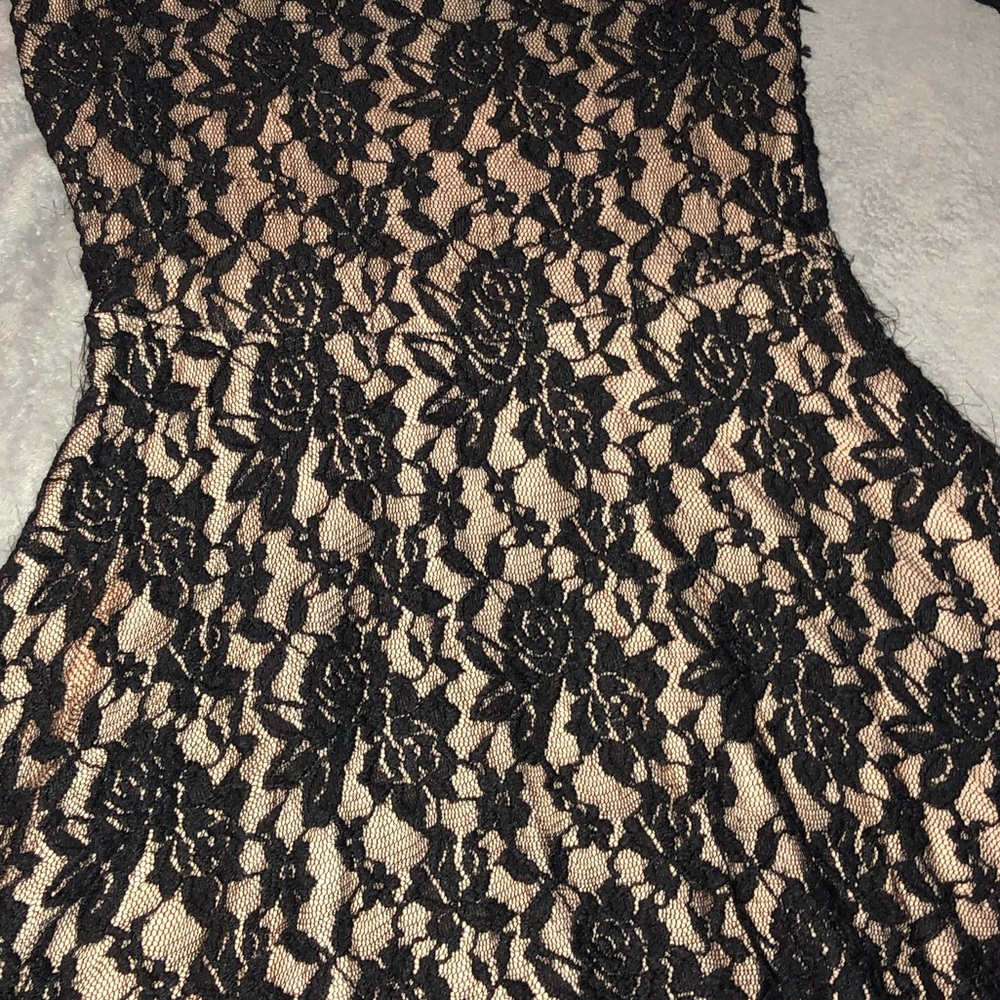 Dress - Picture 4 of 6